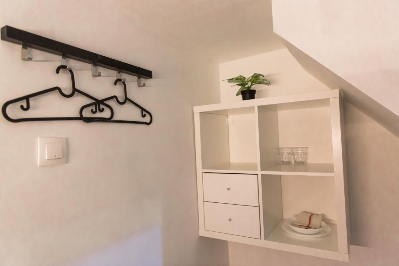 Central Budget Lofts Apartment Budapest Bagian luar foto